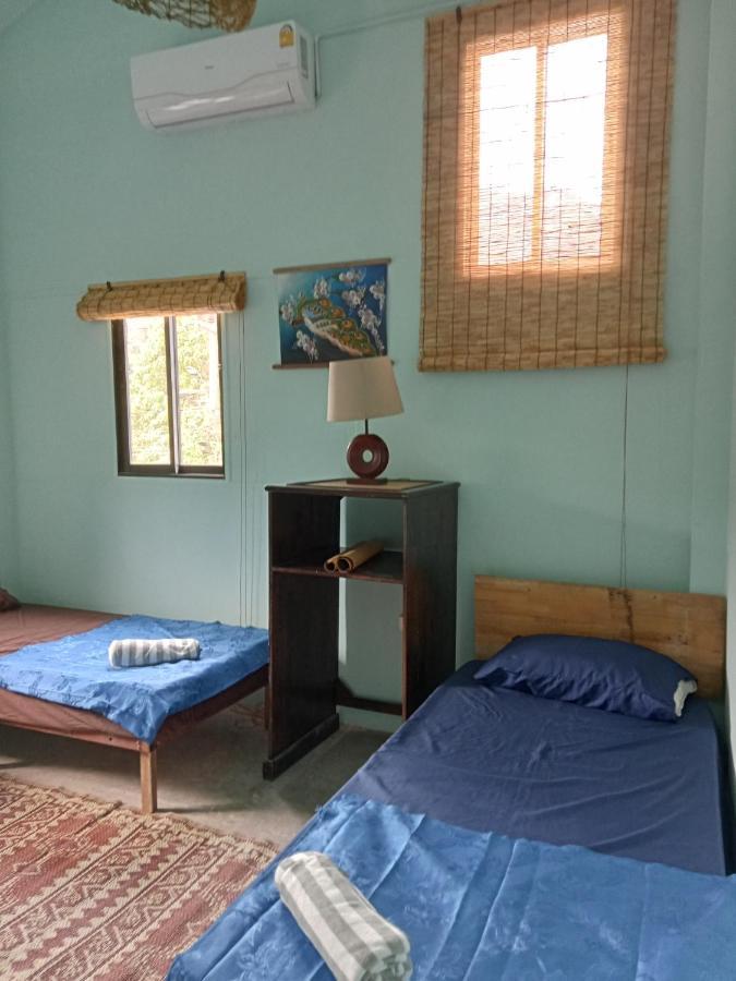 #Xi Kt Poshtel Hotel Tau-sziget Kültér fotó
