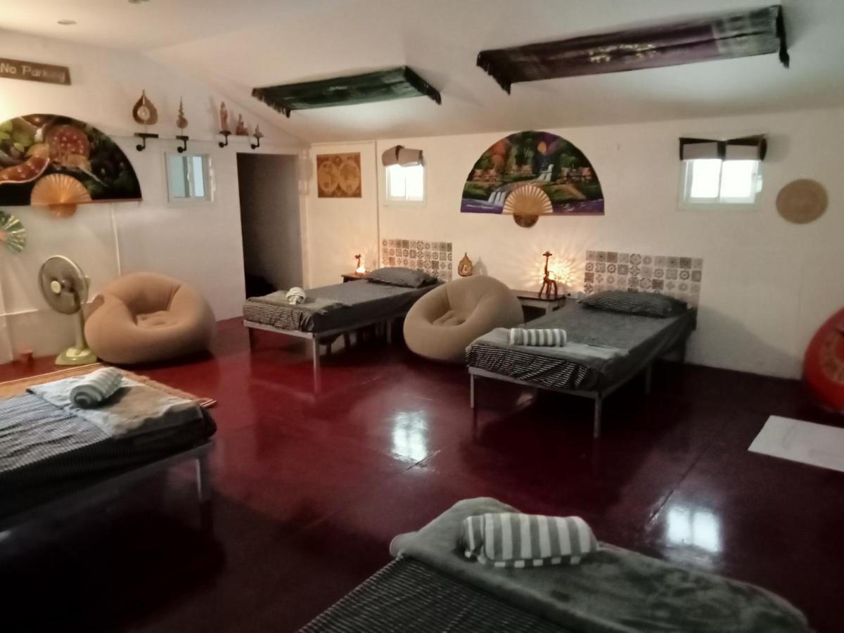#Xi Kt Poshtel Hotel Tau-sziget Kültér fotó