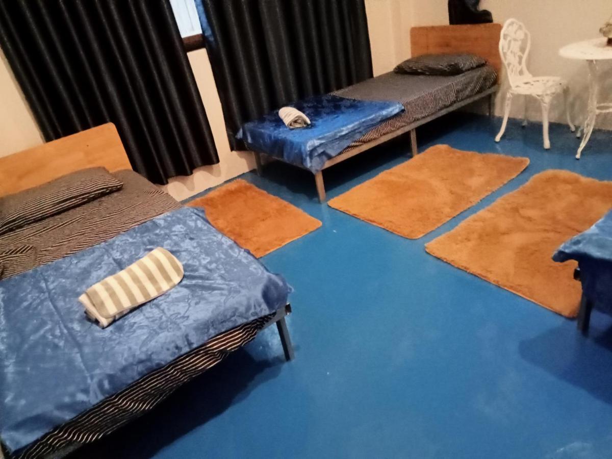 #Xi Kt Poshtel Hotel Tau-sziget Kültér fotó
